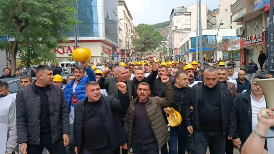 Somalı madenciler alacakları için Ankara'ya yürüyüşe çıktı
