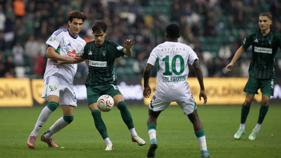 Kocaelispor ile Çaykur Rizespor golsüz berabere kaldı