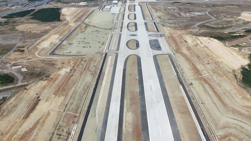 İstanbul Havalimanı'nın yeni pistinden bir ayda 1.738 kalkış yapıldı