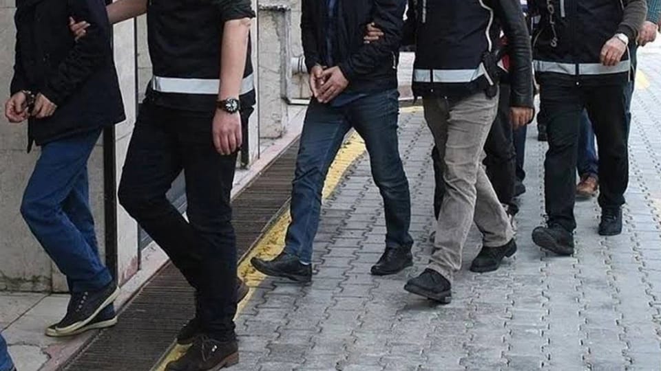İstanbul'da Casperler ve Çirkinler çetelerine yönelik operasyonda 9 gözaltı