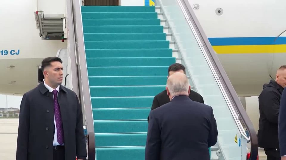 Zelenski çalışma ziyareti için İstanbul'a ulaştı