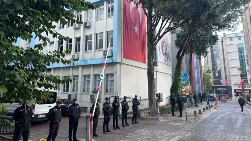 Merkezefendi Belediyesi soruşturmasında 27 gözaltından 3'ü adliyede