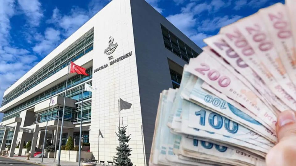 AYM: Süre aşımı gerekçesiyle reddedilen memur alacağı davaları hak ihlali sayıldı