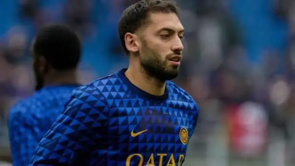 Hakan Çalhanoğlu, 'Takımın çehresini değiştirir' denilerek Avrupa devine önerildi